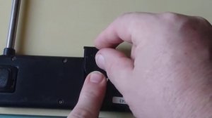 Как Поменять БАТАРЕЙКУ в НАПОЛЬНЫХ ВЕСАХ  такого типа CR2032  или CR2025