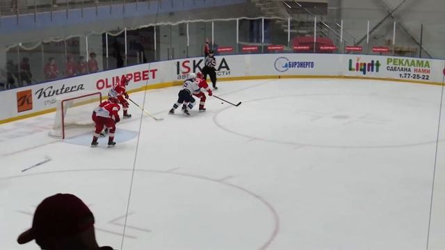 «Ижсталь» обыграла «Норильск» и прервала серию из 4-х поражений подряд смотреть онлайн
