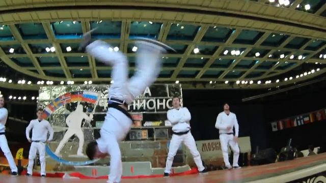 ****Крутое танцевальное шоу на меропритяие***** смотреть онлайн