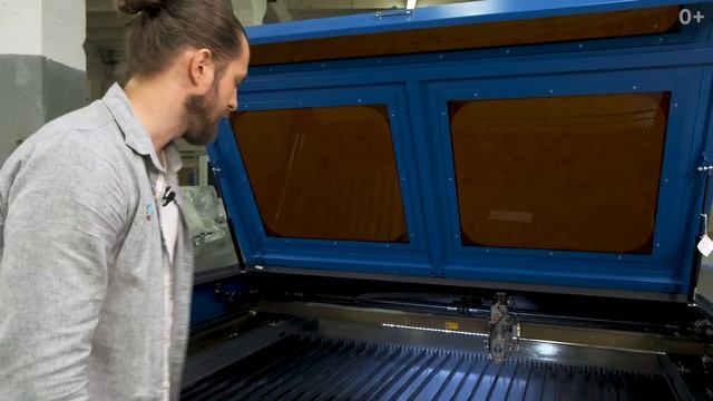 Лазерный СО2 станок режет МЕТАЛЛ Wattsan NC-C 1612 смотреть онлайн