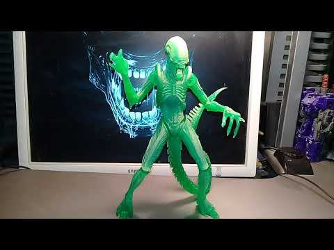 Thermal Vision Warrior Alien Toys r Us exclusive Neca review  small antifake tips
