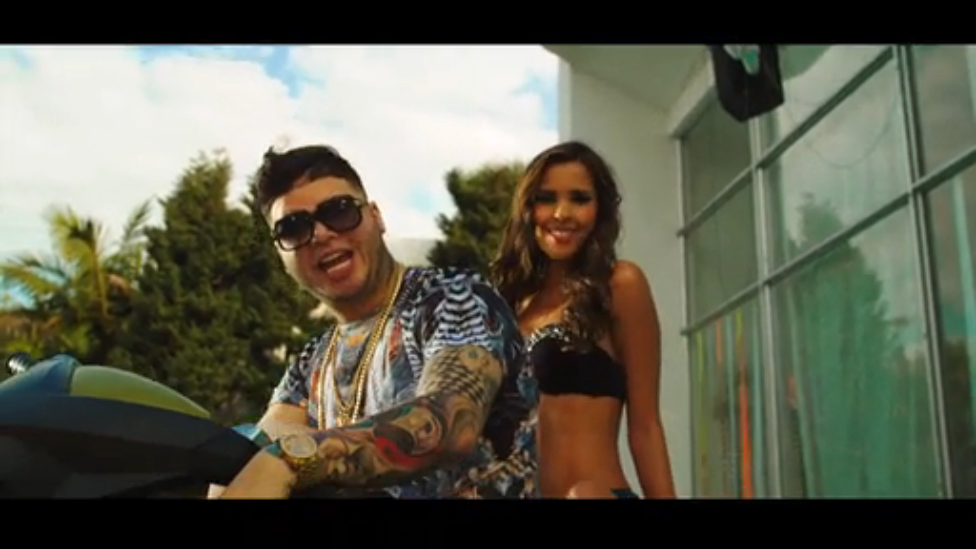 J Balvin Feat. Farruko - 6 AM [Official Music Video 2014]