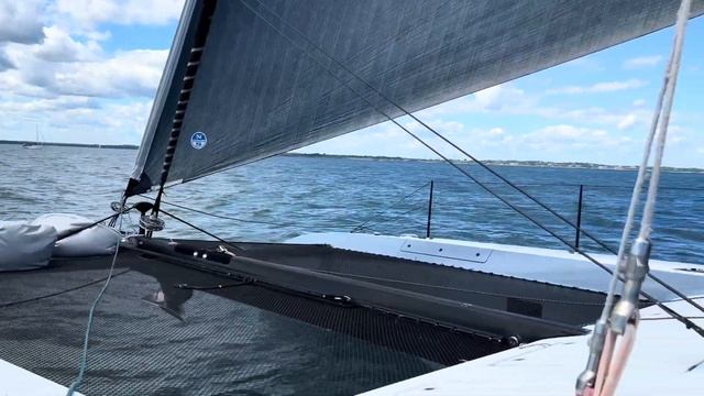 Soothing Sounds of Sailing - Gunboat 68 смотреть онлайн