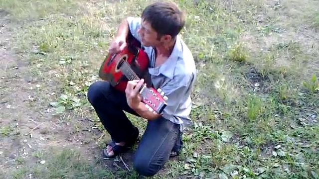 В небе над землей смотреть онлайн