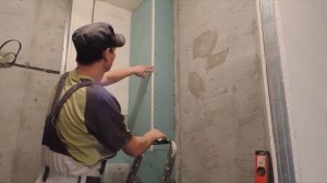 Сборка короба из гипсокартона в ванной комнате из двух видов профилей.