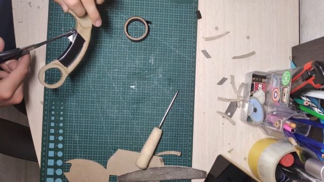 Как сделать нож Fang "Obsidian" из картона ЧАСТЬ 2 | STANDOFF2 смотреть онлайн