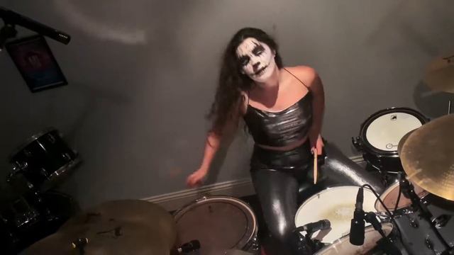 Machine Gun - Yungblud (HALLOWEEN SPECIAL) смотреть онлайн