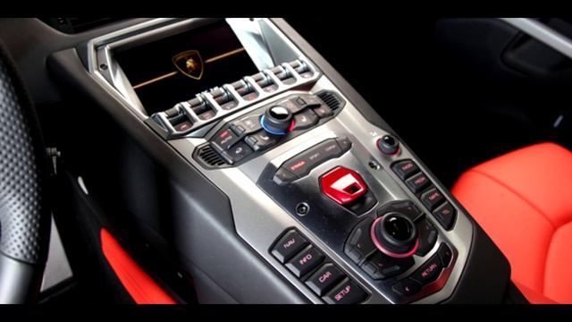 Lamborghini Aventador vs Lamborghini Huracan - сравнение смотреть онлайн