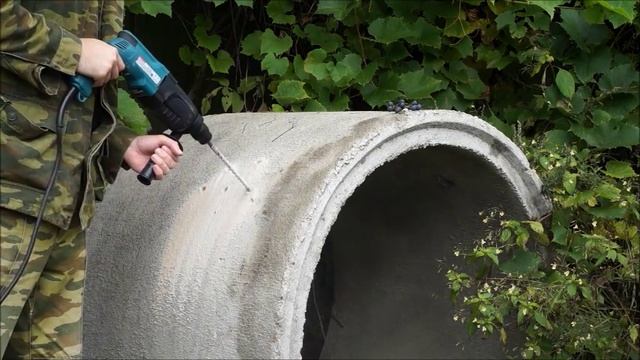 Перфоратор Makita HR2450: демонстрация работы с буром 14 мм смотреть онлайн