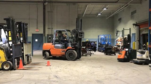 2013 Toyota 7FGU45 Used Forklift - 235602 смотреть онлайн