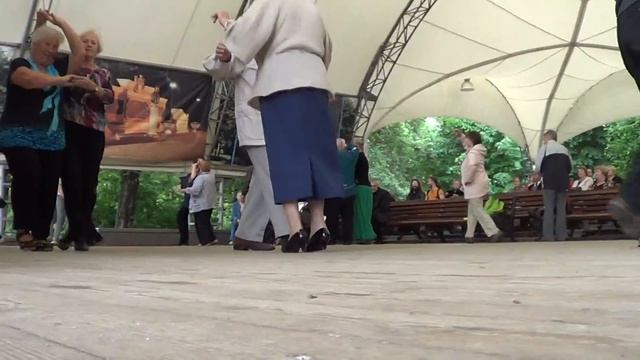 1-1 Танцевальная реабилитация в Екатерининском парке 29.05.2013 смотреть онлайн