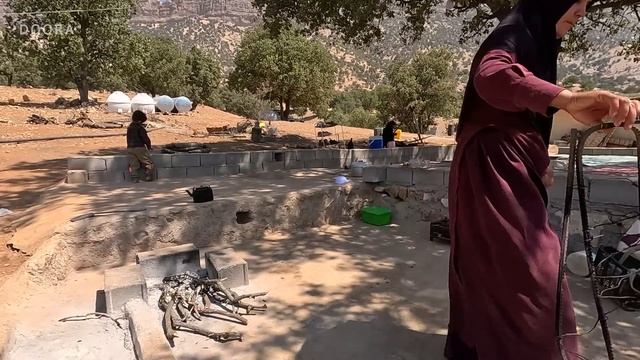 Pleasure of eating khash after building a platform смотреть онлайн