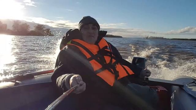 Mercury 9.9 Light 169cc и лодка REEF360 первый выход на глиссер! смотреть онлайн