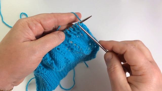Ажур "Шахматные клетки" / Checkerboard stitch knitting / Вязание спицами. смотреть онлайн