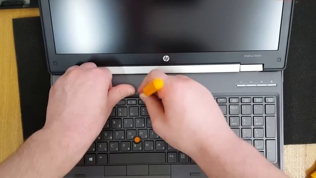 HP Elitebook 8560w Disassembly and thermal compound paste replacement, разборка смотреть онлайн