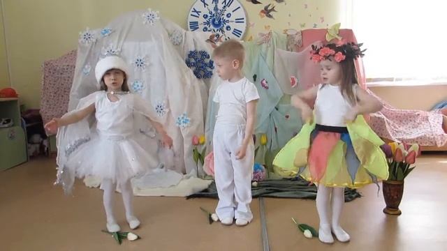 Страна читающая — Дети читают произведение «Весна (Зима не даром злится…)» Ф. И. Тютчева смотреть онлайн