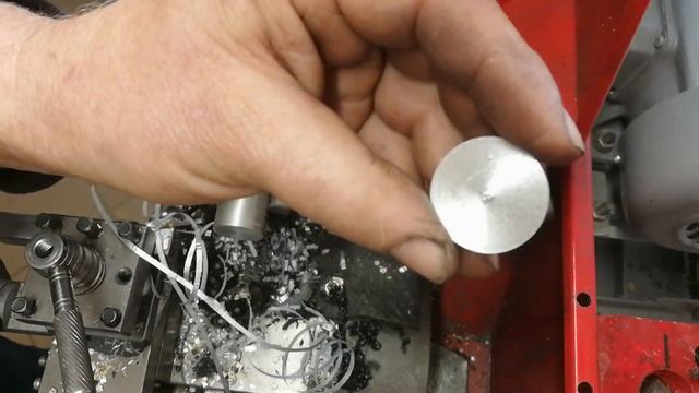 Простейший самодельный отрезной резец для токарного станка, из циркулярного диска