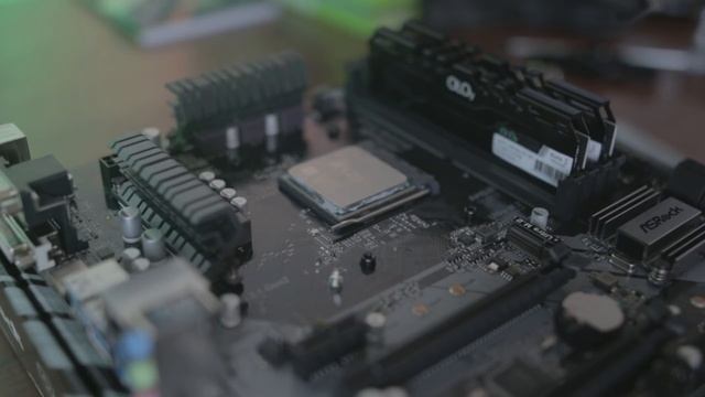 How to build a Gaming PC - Step by Step смотреть онлайн