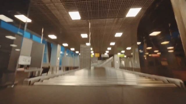 Eкскурсія Терміналом А Міжнародного Аеропорту «Київ» смотреть онлайн