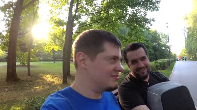 ВЛОГ #2. НИ О ЧЁМ! МОРОЖЕНОЕ ИЗ KFC, НОСКИ ИЗ АШАНА, ЛЕТАЮЩАЯ ШАУРМА смотреть онлайн