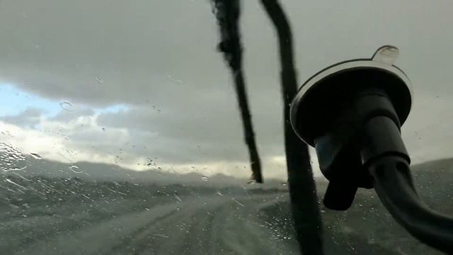 Град по дороге на Ландманаллаугар смотреть онлайн