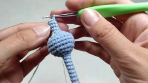 собачка "Баллон" крючком / вязаная собака / игрушки крючком