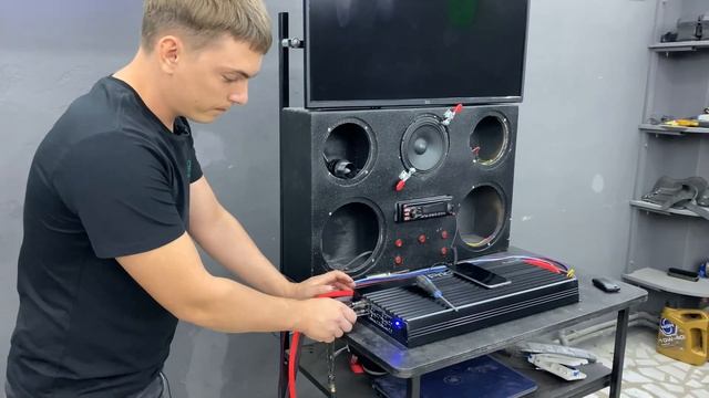 Настройка 2х полосной Аудио Системы. Как не сжечь аудио систему при первом включении. смотреть онлайн