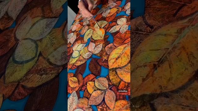 Autumn leaves / Orange leaves painting / Leaf print painting / How to paint leaf print #vinillna смотреть онлайн