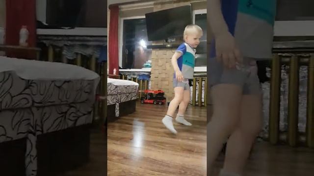 Танцы Тёмы) смотреть онлайн