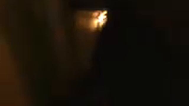 Слегка бегу по лестнице домой себе в квартиру смотреть онлайн