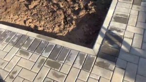 Укладка тротуарной плитки... раскладка «ёлочка»...
