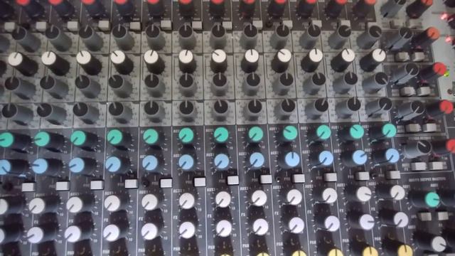 panel soundcraft fx16ii mixer смотреть онлайн