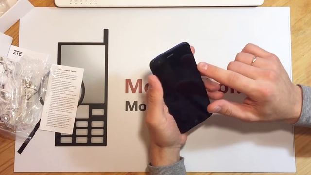 ZTE Blade V8 Lite / Распаковка и краткий обзор смотреть онлайн