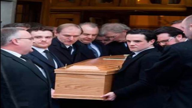 Pope Francis's emissary in Ireland pays special tribute to former TD смотреть онлайн