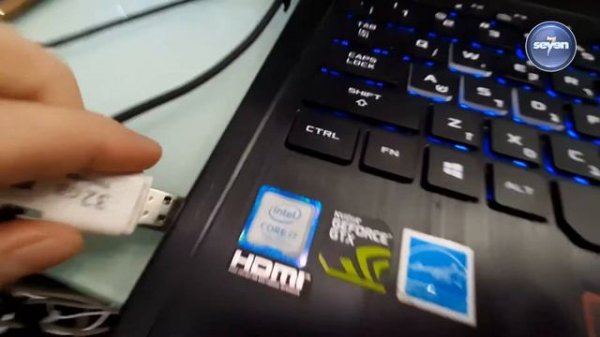 USB CD boot menu for all Asus Gaming (REPUBLIC OF GAMERS)