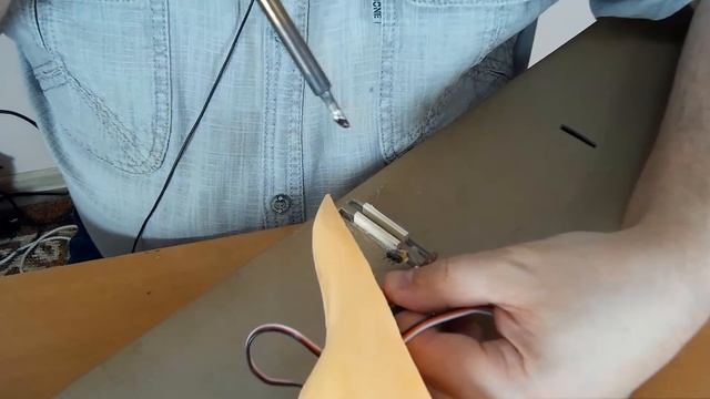 Модель самолета Ан-12 из потолочки / 17 часть / ALNADO смотреть онлайн