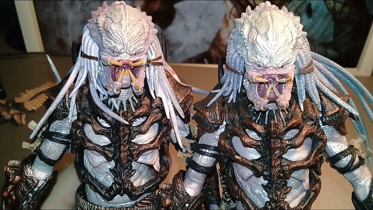 Comparison! Neca Ultimate Alpha Predator: 100th Edition Figure (Original vs Reissue). смотреть онлайн