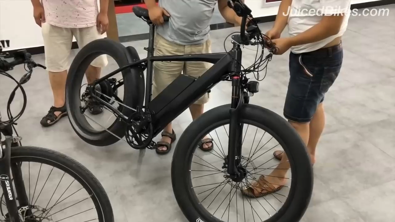 Электровелосипед от Juiced Bikes обгонит многие мопеды