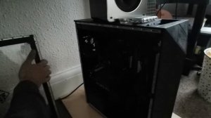 Как правильно чистить компьютер от пыли