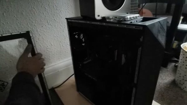 Как правильно чистить компьютер от пыли