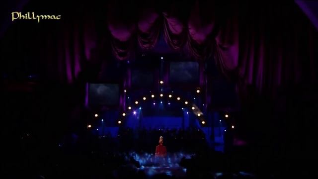 Christina Aguilera Live -Hurt- (HD 720p).mp4