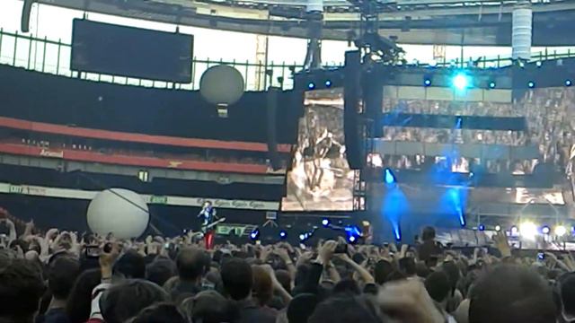 Muse, Hysteria, Emirates Stadium, May 2013 смотреть онлайн