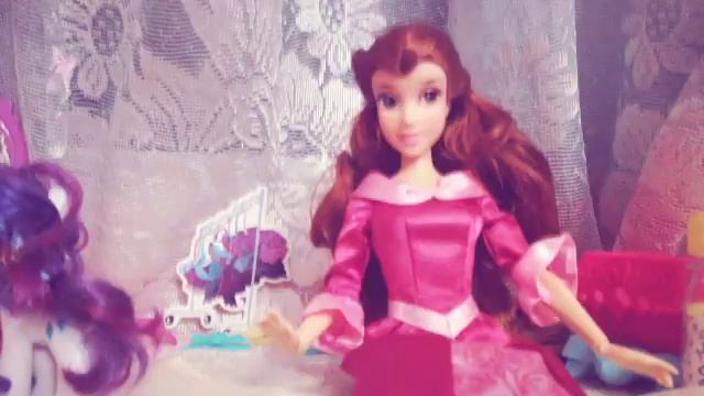 ПАРИКМАХЕРСКАЯ ДЛЯ ПОНЯШЕК??/ БЕЛЬ ПРИДУМЫВАЕТ ПРИЧЁСКИ ДЛЯ ПОНЯШ смотреть онлайн