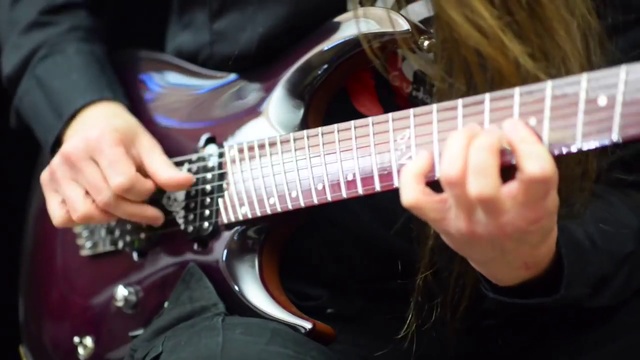 Bohemian Rhapsody for Solo Guitar смотреть онлайн