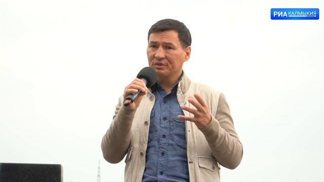 Богатырские состязания "Эрин hурвн наадн" смотреть онлайн