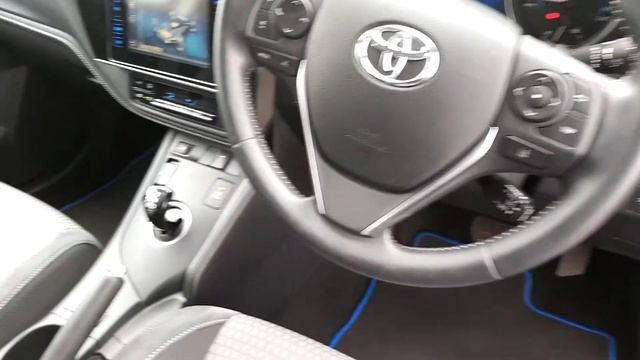 172G1269 - 2017 Toyota Auris HYBRID LUNA SPORT 4DR AU 21,995 смотреть онлайн