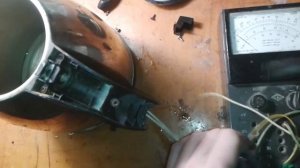Электрочайник то включается, то нет в чём причина?