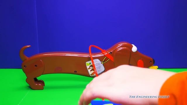 Playing the Doggy doo Game with the Assistant смотреть онлайн