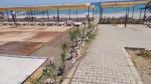 GRAND KOLIBRI PRESTIGE & SPA 5 *. Выход на пляж по подземному переходу и обзор пляжа.