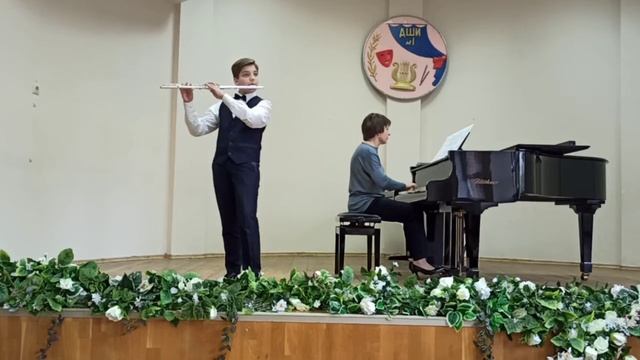Ж. Бизе."Цыганская песня"/Сурков Андрей (флейта). смотреть онлайн